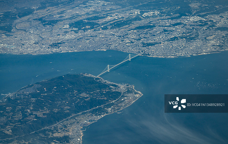 飞机航拍日本兵库县明石海峡大桥图片素材