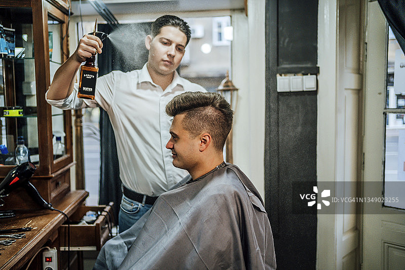 在理发店图片素材