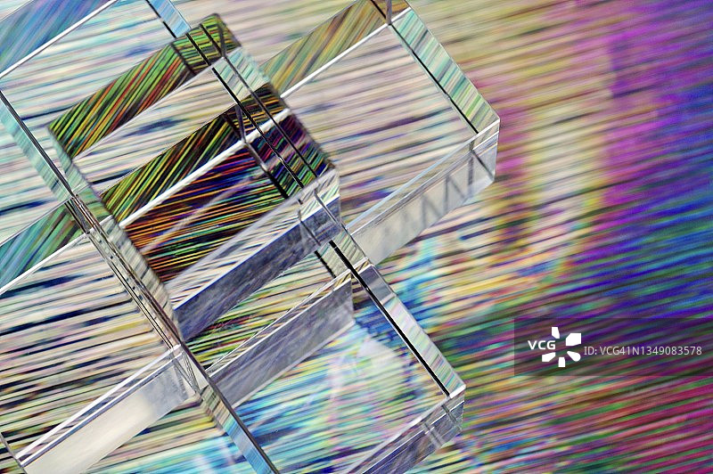 玻璃立方体抽象设计图片素材