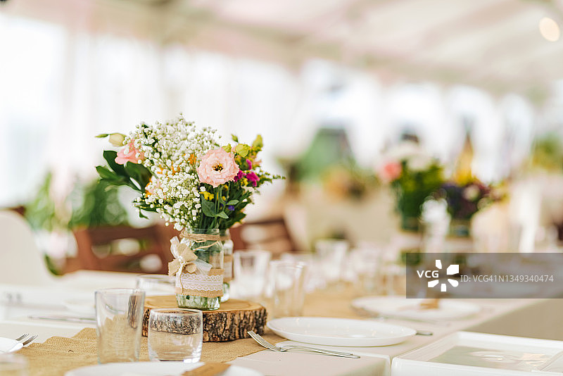 新鲜花卉婚礼装饰图片素材