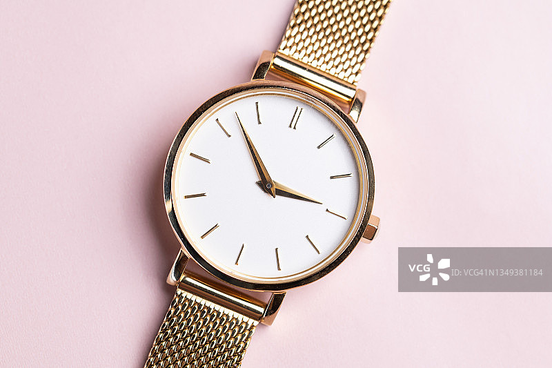 金色女士腕表图片素材