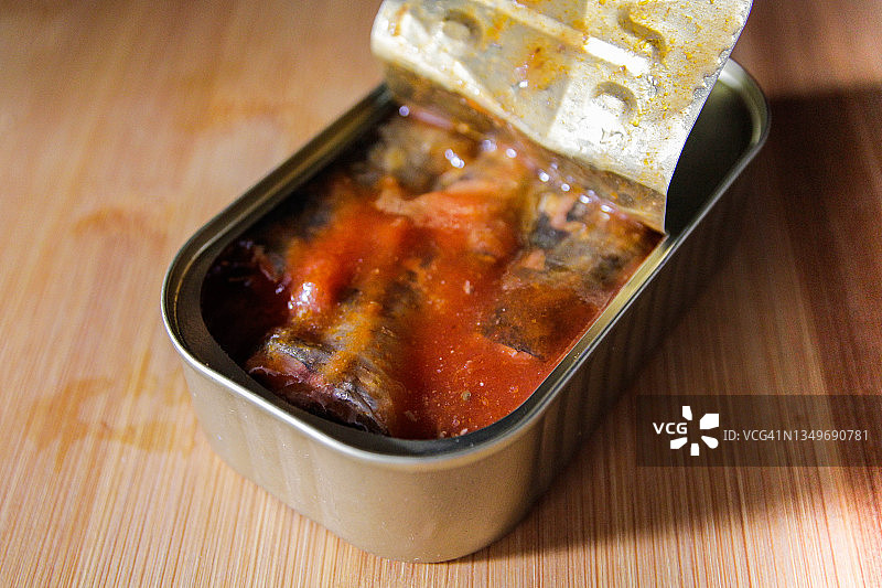 罐装沙丁鱼图片素材