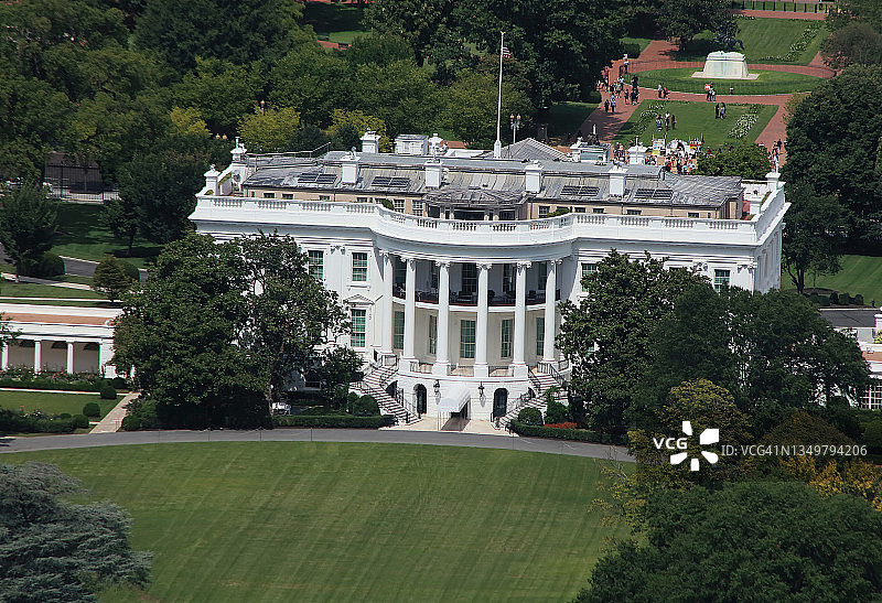美国华盛顿哥伦比亚特区白宫和拉法耶特广场鸟瞰图片素材