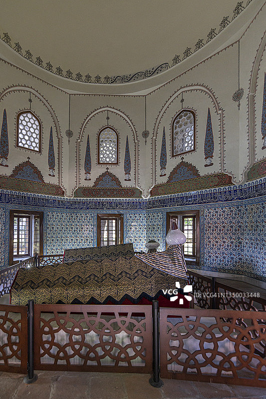 土耳其布尔萨穆拉迪耶建筑群中的谢赫扎德·穆斯塔法墓图片素材