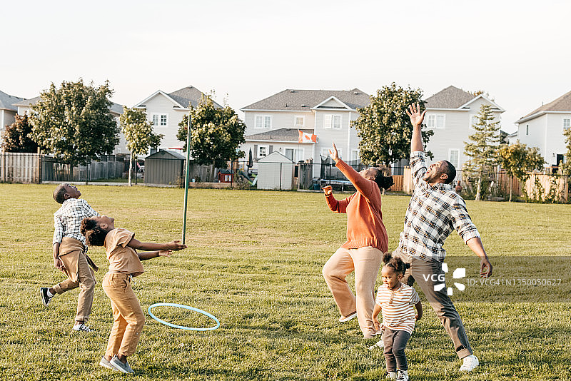 欣赏事物的大小有助于改善身心健康图片素材