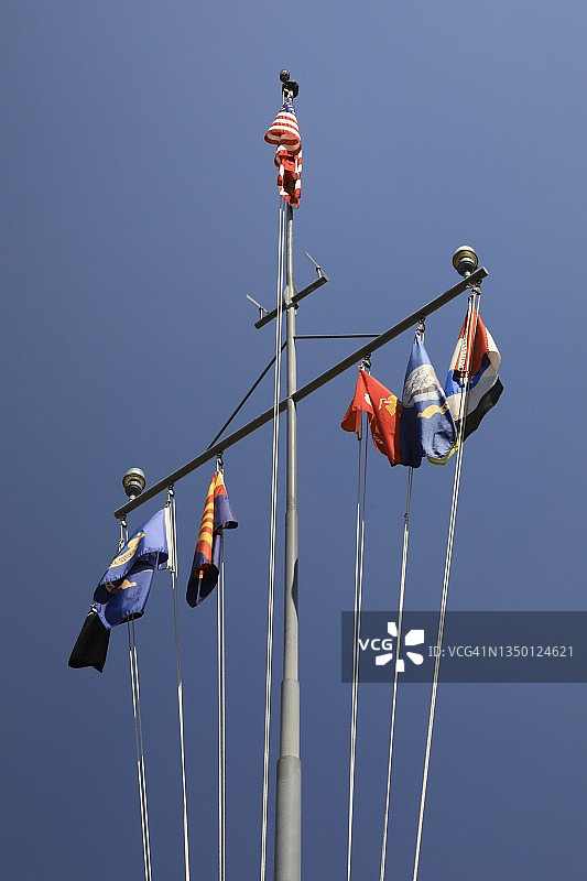 1941年珍珠港事件中打捞的战列舰桅杆图片素材