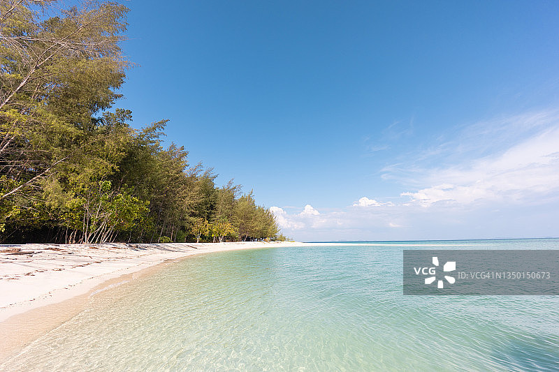 泰国甲米热带海滩图片素材