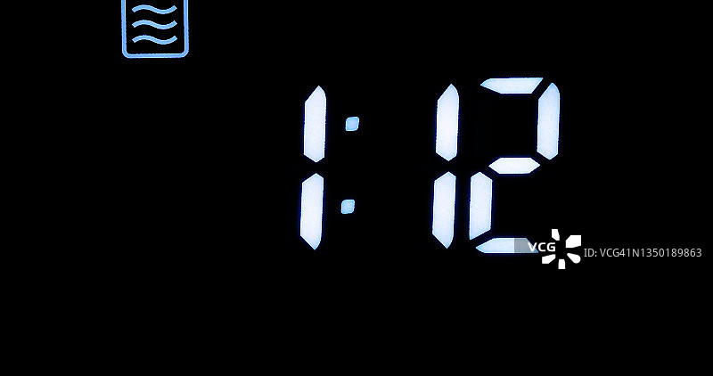 烤箱定时器，带时钟数字，已准备好编程图片素材