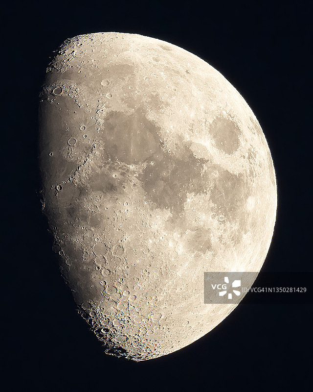 10月凸月博伊西图片素材