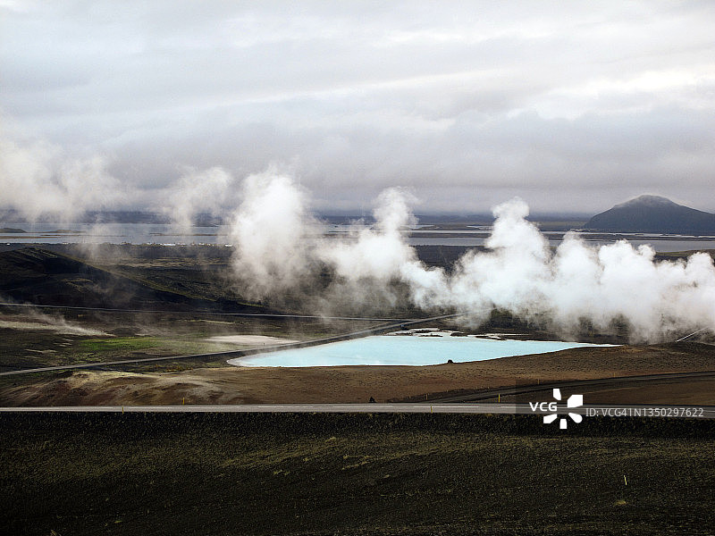 米湖的地热能源站图片素材