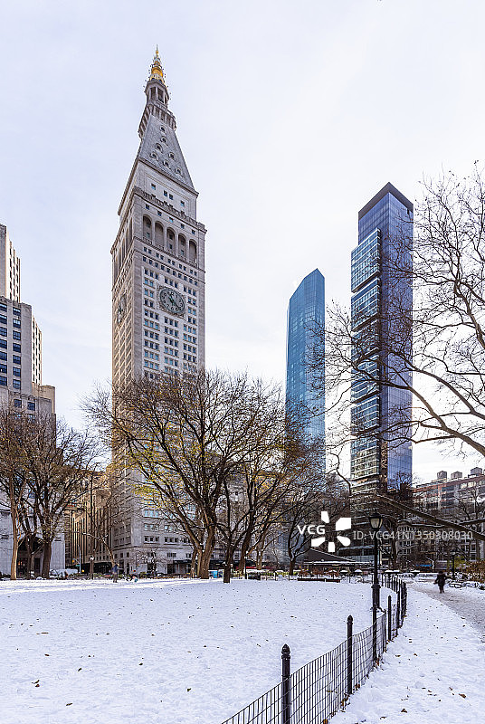 纽约麦迪逊广场公园雪覆盖的地面图片素材