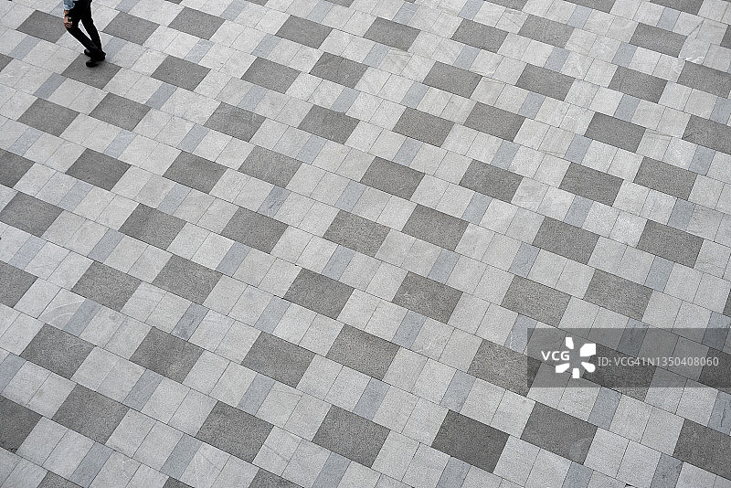 用不同颜色的砖块铺成的正方形图片素材