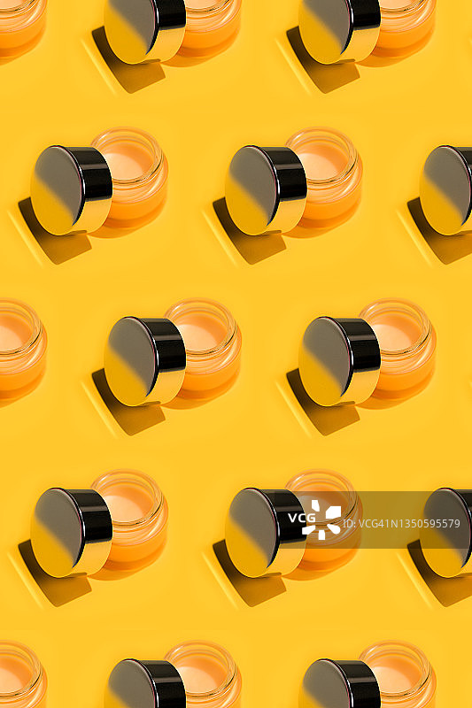 有机保湿面霜或护手霜、润唇膏图案，健康护肤的日常步骤图片素材