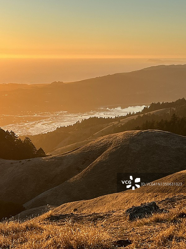 塔玛佩莱斯山日落图片素材