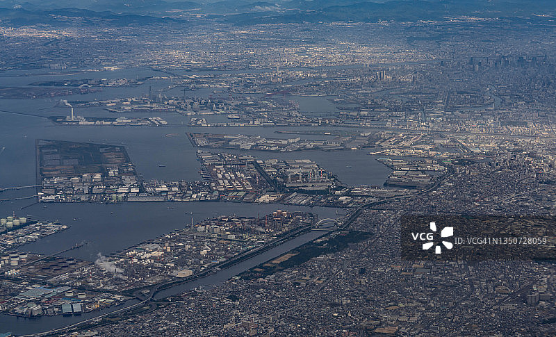 从飞机上俯瞰日本大阪府堺市图片素材