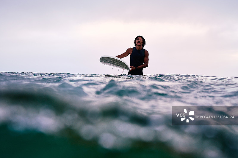 夏季冲浪图片素材