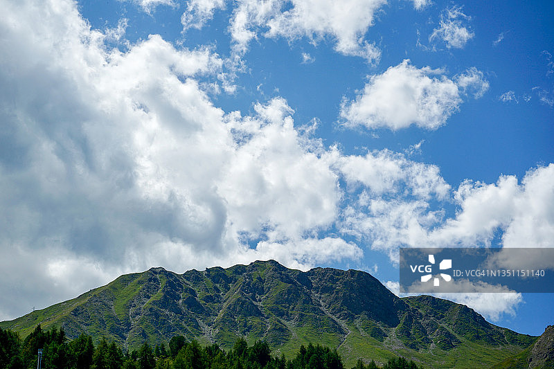 山间生活图片素材