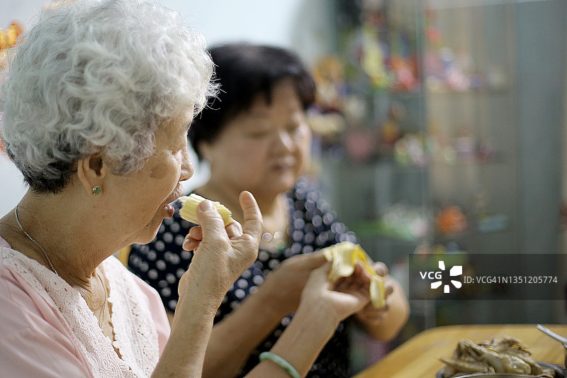 家庭生活图片素材