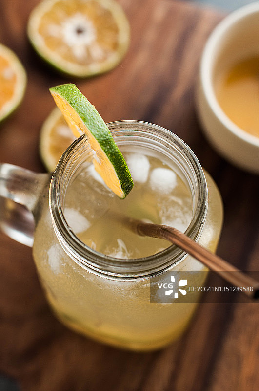 苦橙汁特写静物图片素材