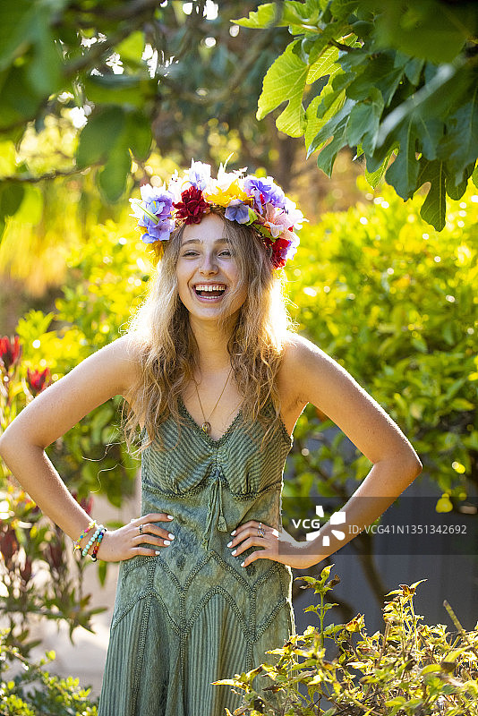 户外少女肖像图片素材