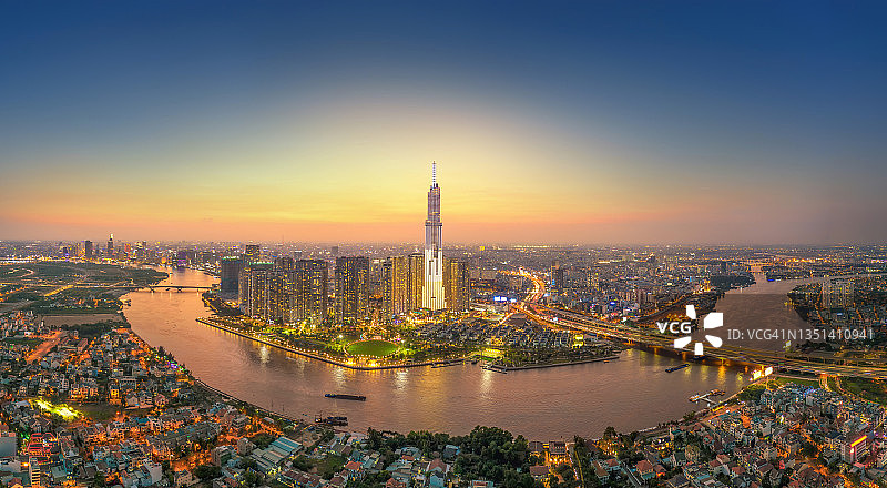 越南胡志明市摩天大楼鸟瞰图图片素材