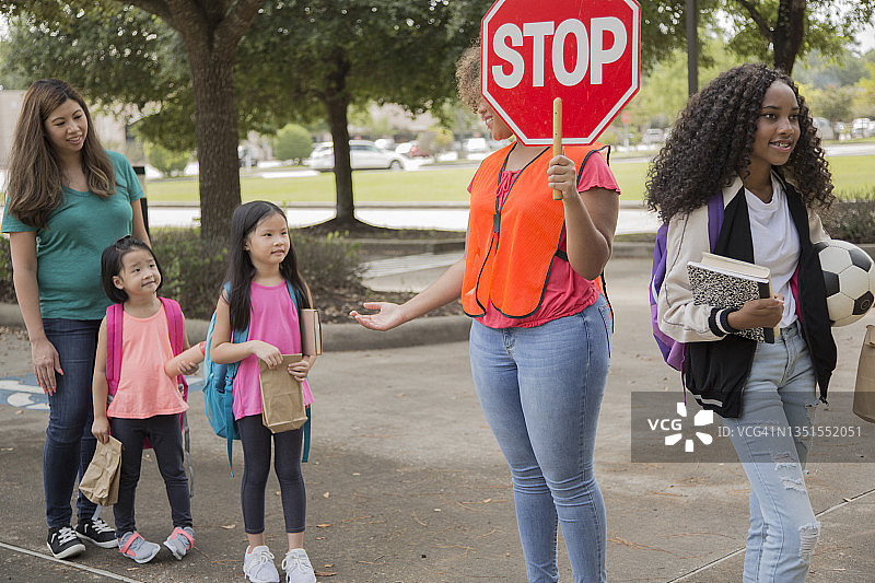 回到学校图片素材