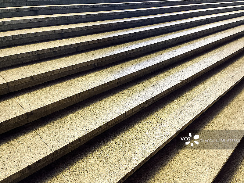 光线下的台阶图片素材