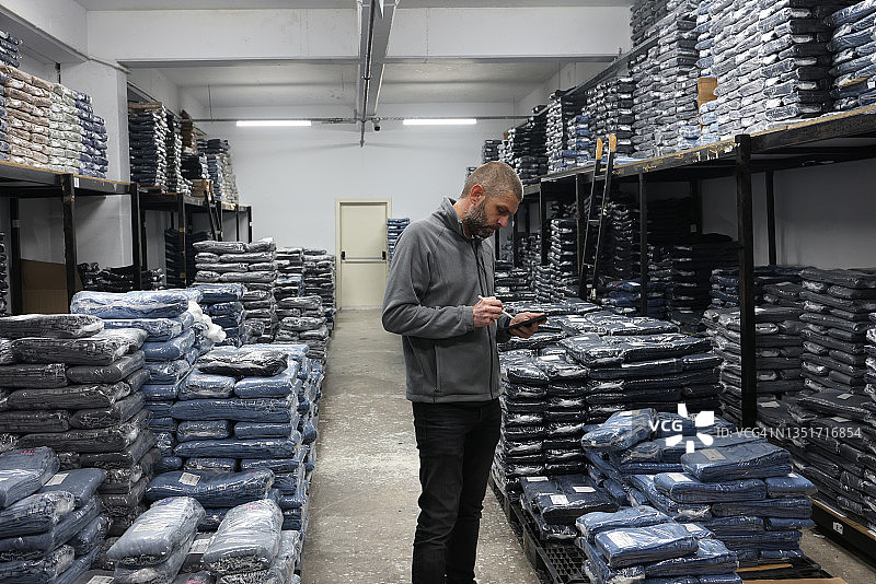 纺织厂的质量控制图片素材