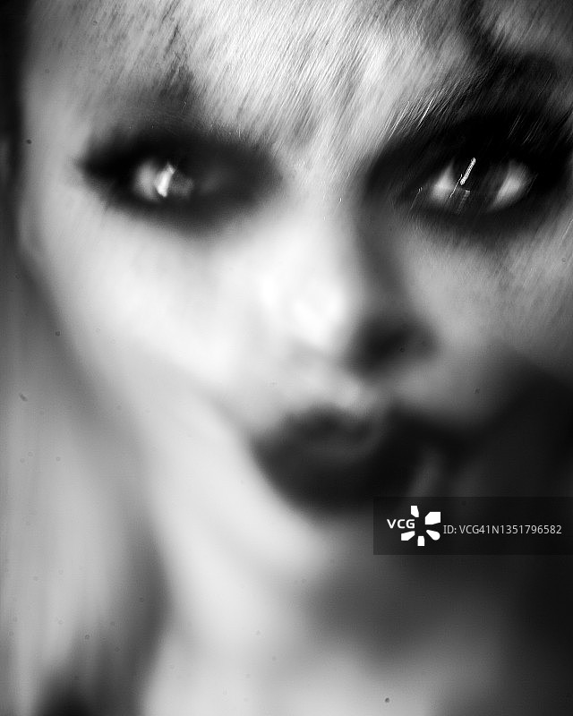 运动模糊：女士美丽肖像图片素材