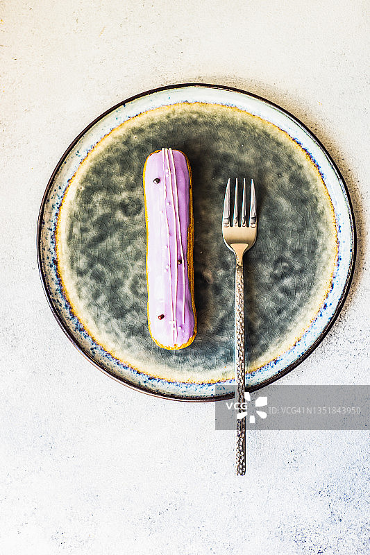 薰衣草法式甜点泡芙图片素材