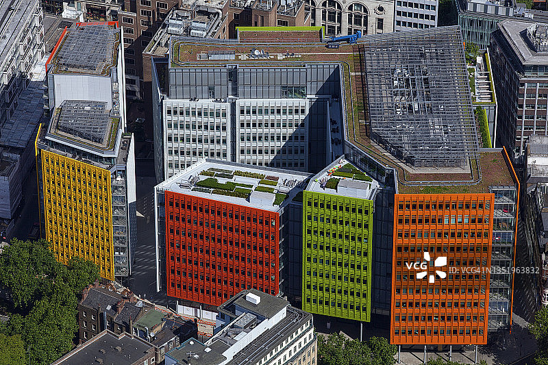 英国伦敦：伦佐·皮亚诺中央圣吉尔斯大楼鸟瞰图图片素材