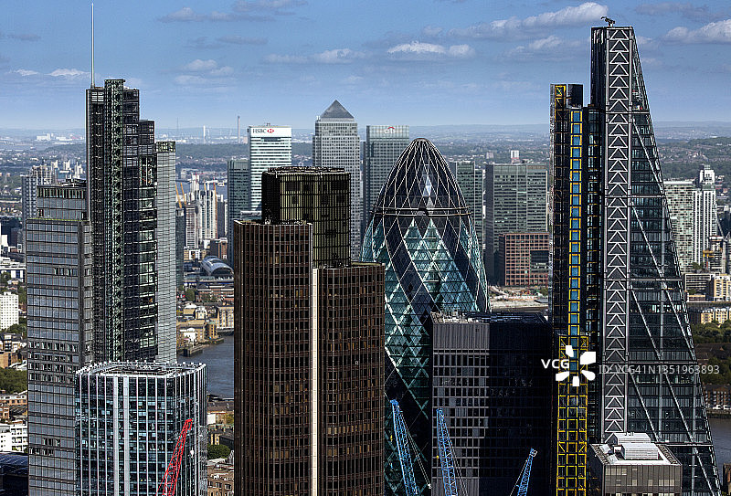 英国伦敦：伦敦金融城的摩天大楼图片素材