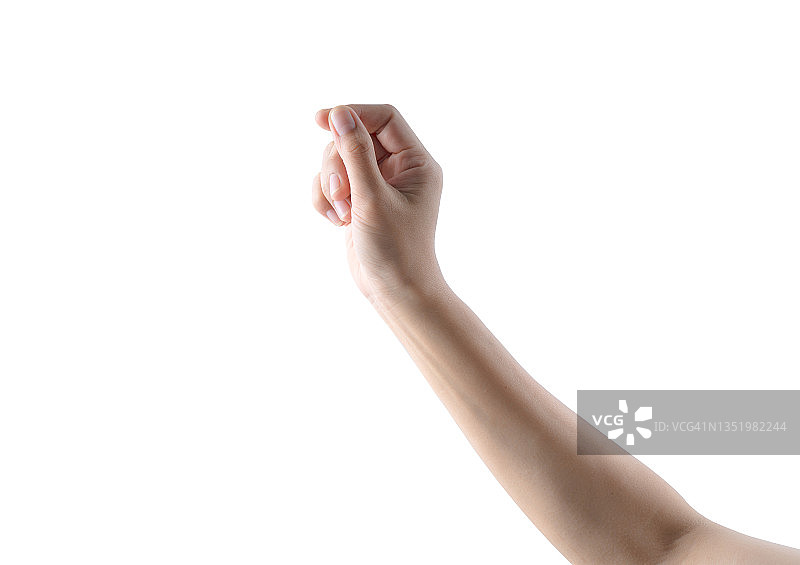 女人手持一张空白卡片，白色背景图片素材