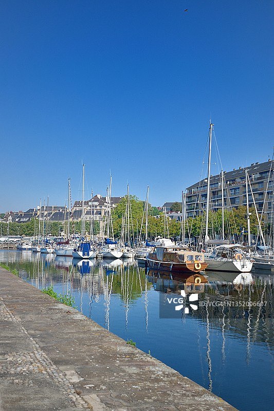 卡昂码头图片素材