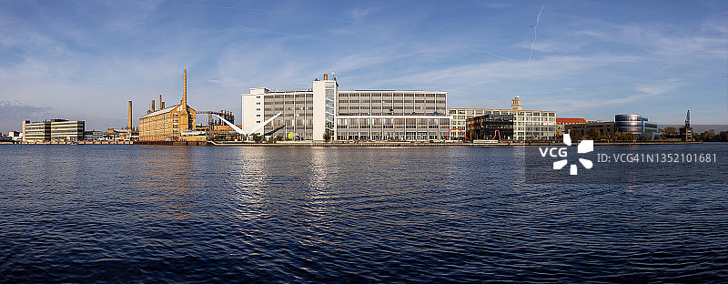 德国柏林特雷普托-奥伯舍讷韦德天际线图片素材