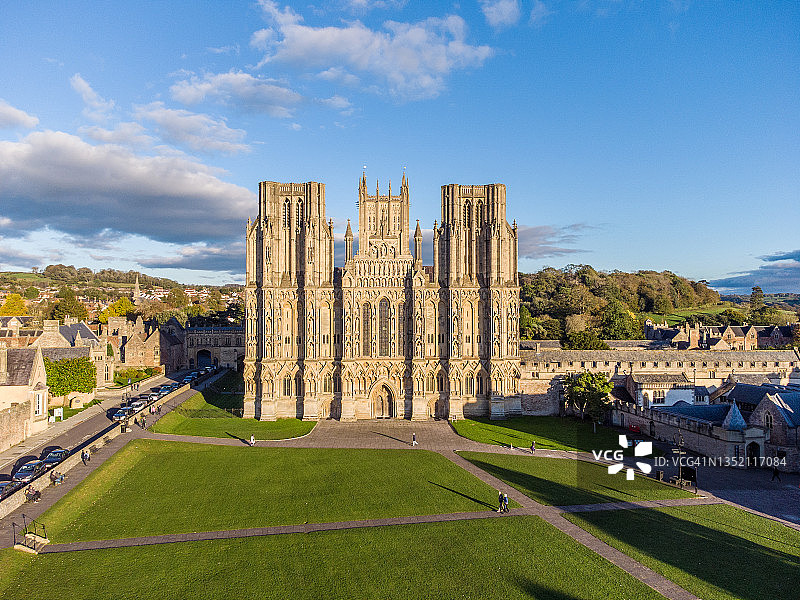 高角度视角的威尔斯大教堂图片素材
