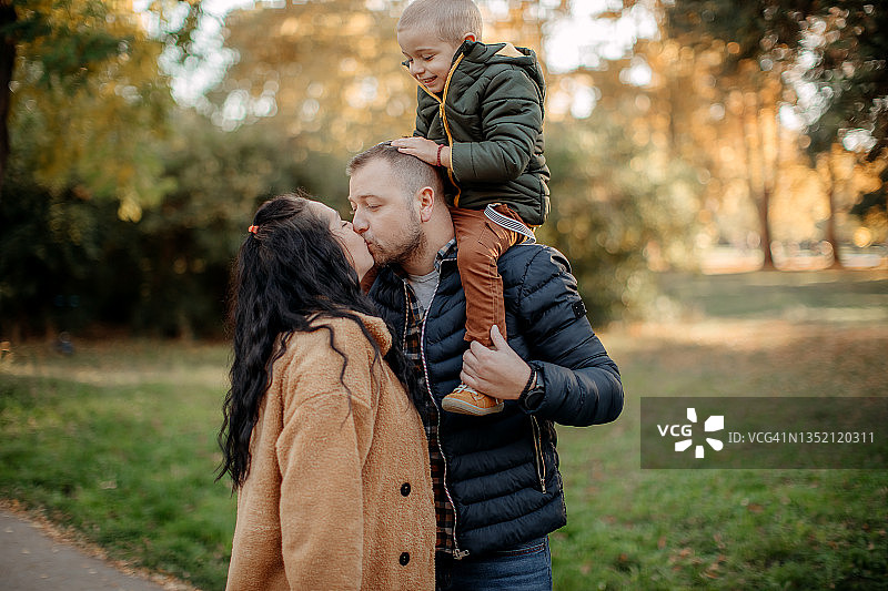 幸福的家庭图片素材