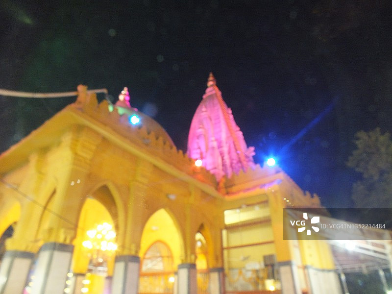 巴基斯坦印度教社群庆祝排灯节图片素材