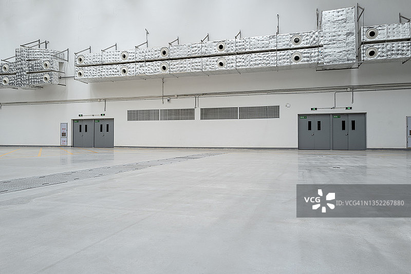 空旷的混凝土搅拌站内部景观图片素材