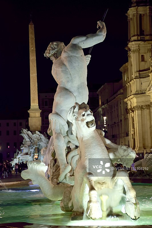 纳沃纳广场喷泉雕塑图片素材