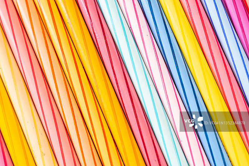 彩色铅笔背景图片素材