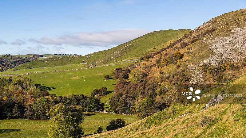 俯瞰多夫代尔山谷图片素材