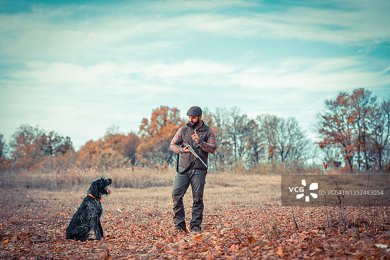 秋季狩猎图片素材