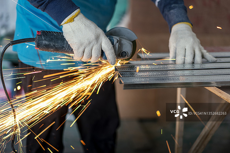 打磨钢管特写图片素材