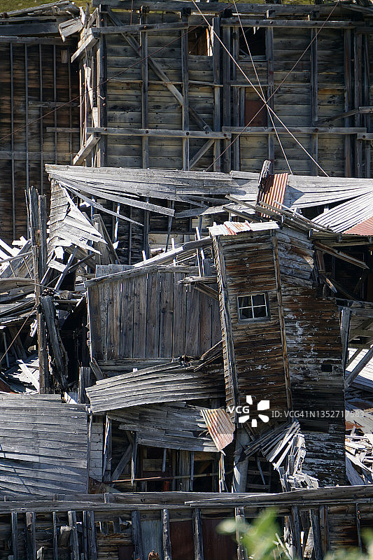 阿拉斯加州独立金矿的磨坊遗址图片素材