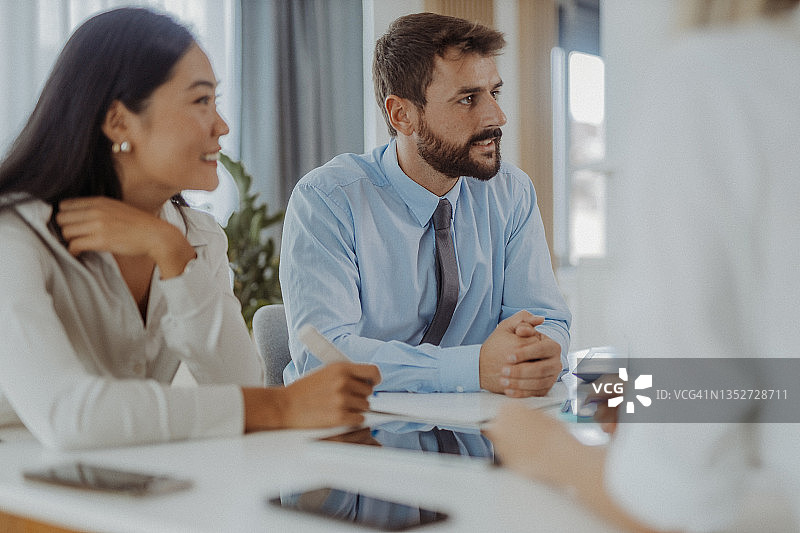 在办公室工作图片素材