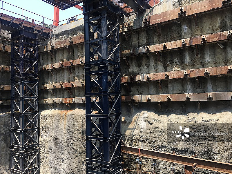 割线桩施工图片素材