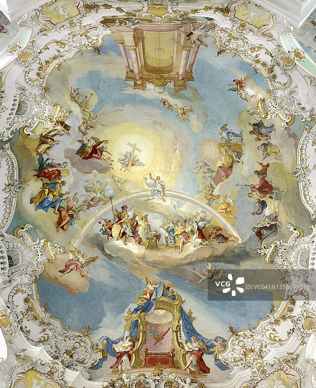 维斯教堂朝圣教堂穹顶壁画，描绘基督的第二次降临图片素材