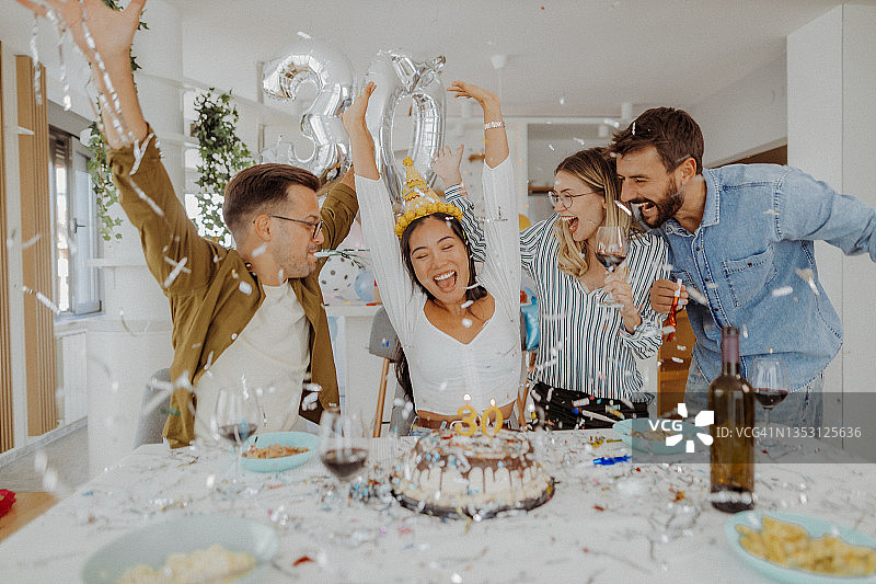 庆祝生日图片素材