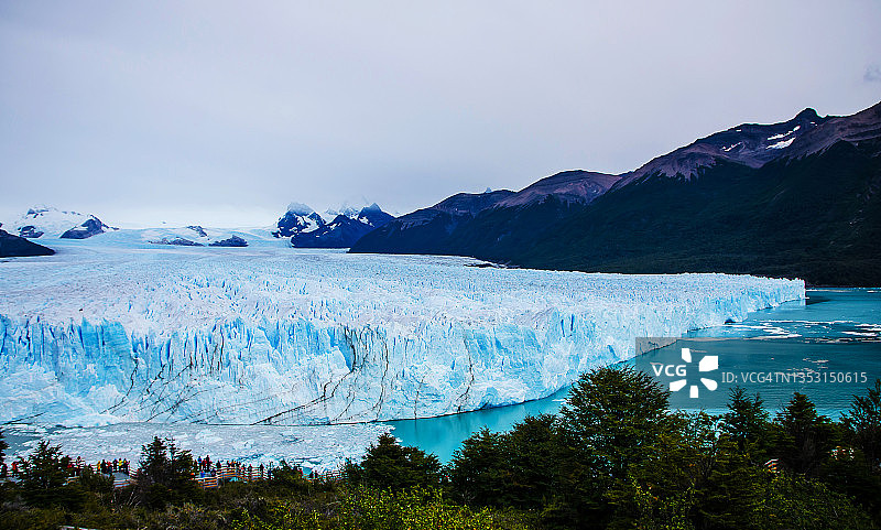 阿根廷卡拉法特莫雷诺冰川特写图片素材